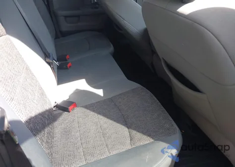 2018 Ram 1500 Big Horn 4X4 6'4 Box из США, поврежденный, VIN 1C6RR7GG2JS310656